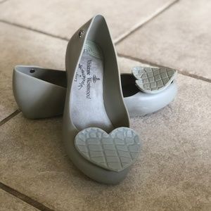 Melissa x Vivenne Weswood Flats - Size 5